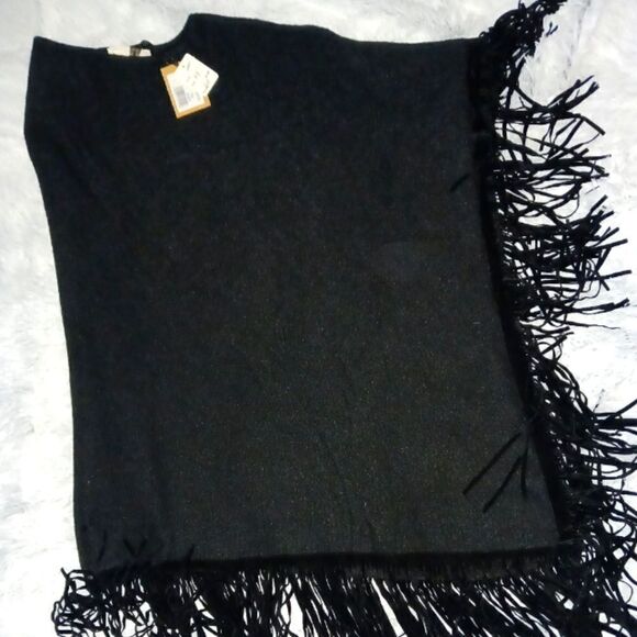 Molly Bracken cape new with tags - Picture 1 of 4